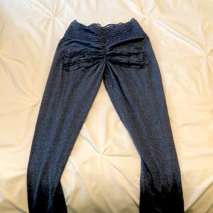 Cute booty leggings!!!